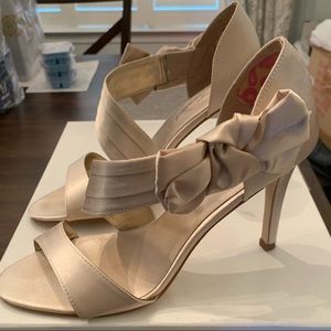 Lulu Townsend Dress Shoes